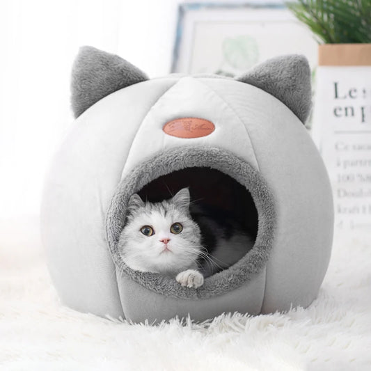 Nid caverne cosy en peluche pour chat — chaleur et intimité