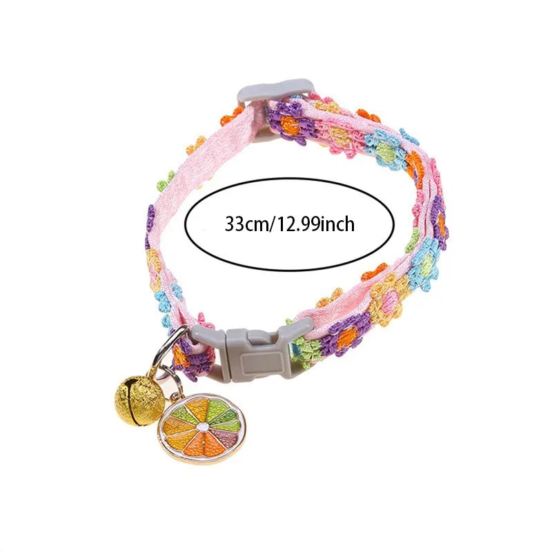 Collier chat coloré avec grelot — motif empreintes