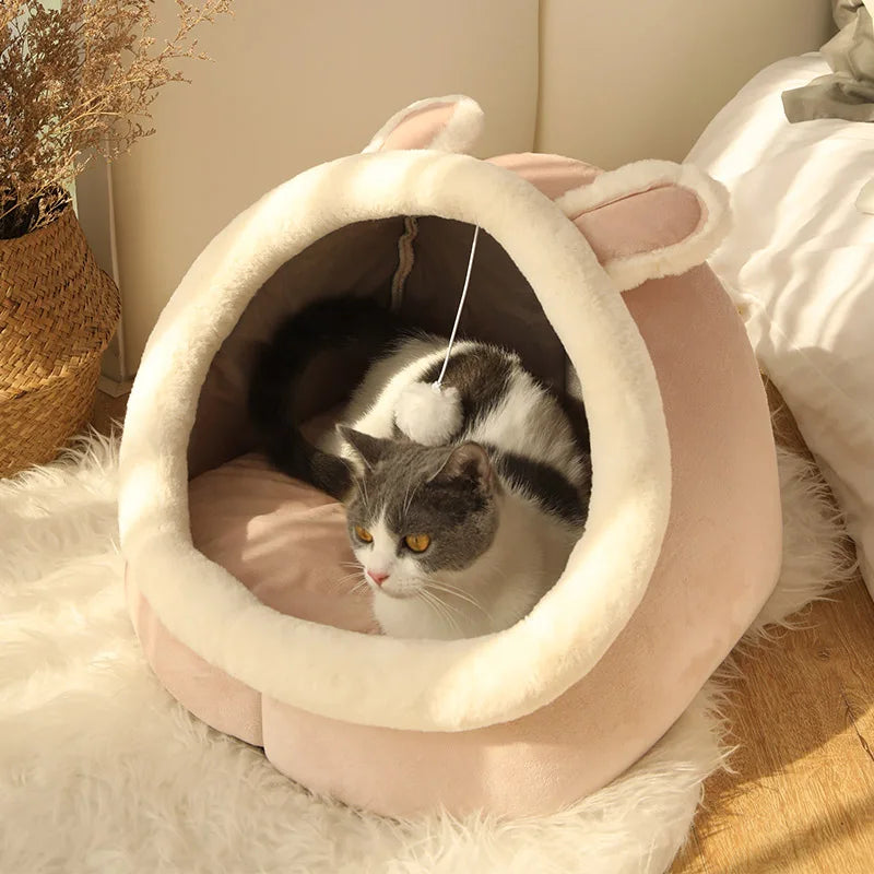 Lit caverne douillet pour chat