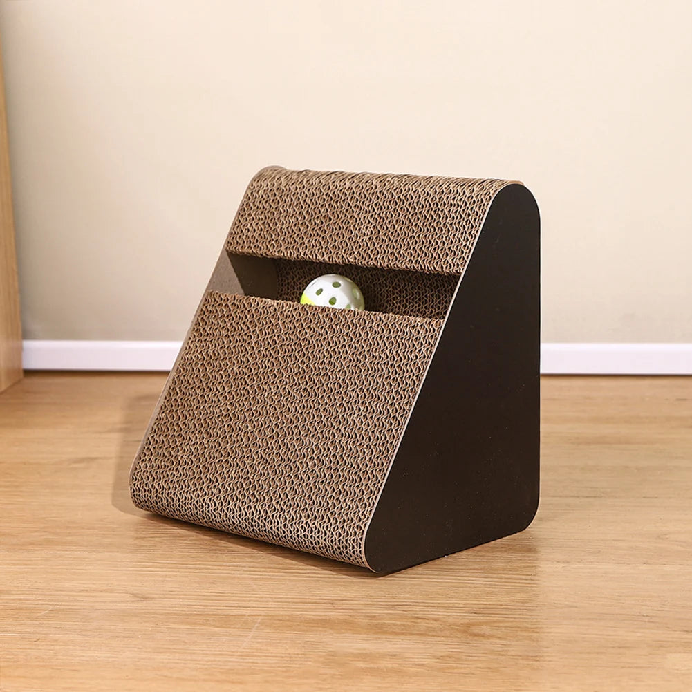 Griffoir triangulaire 2-en-1 avec balle rotative — anti-stress pour chat