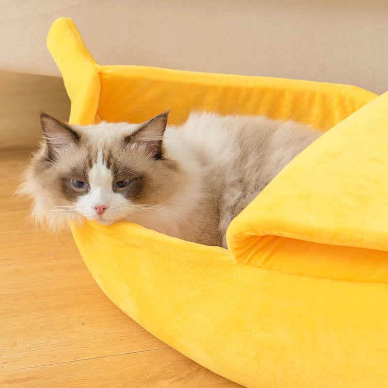 Lit banane moelleux pour chat — la cachette tendance