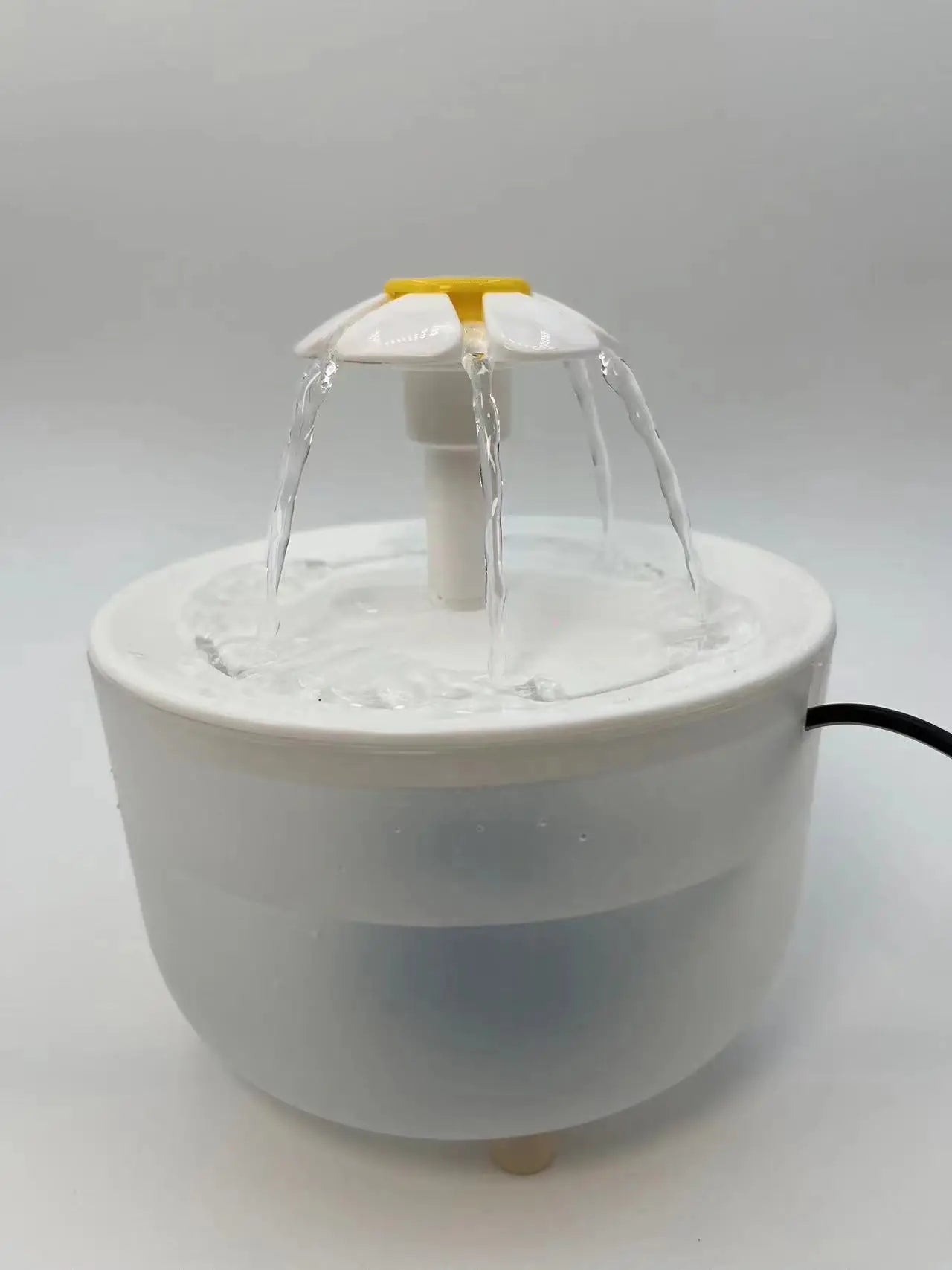 Fontaine à eau silencieuse pour chat 1,2 L