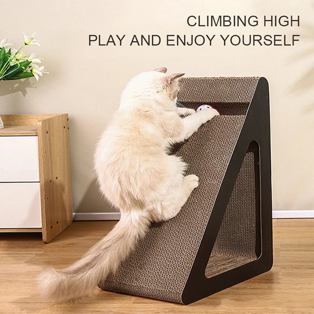 Griffoir triangulaire 2-en-1 avec balle rotative — anti-stress pour chat