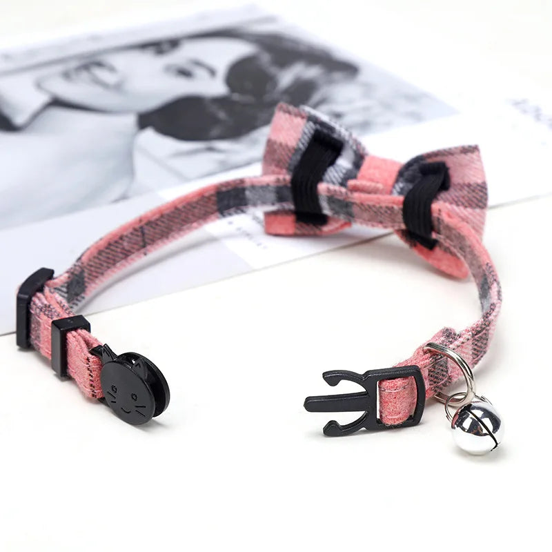 Collier chat nœud papillon & grelot — breakaway sécurisé